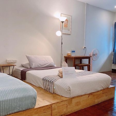 Wayside Guesthouse Chiang Mai Ngoại thất bức ảnh