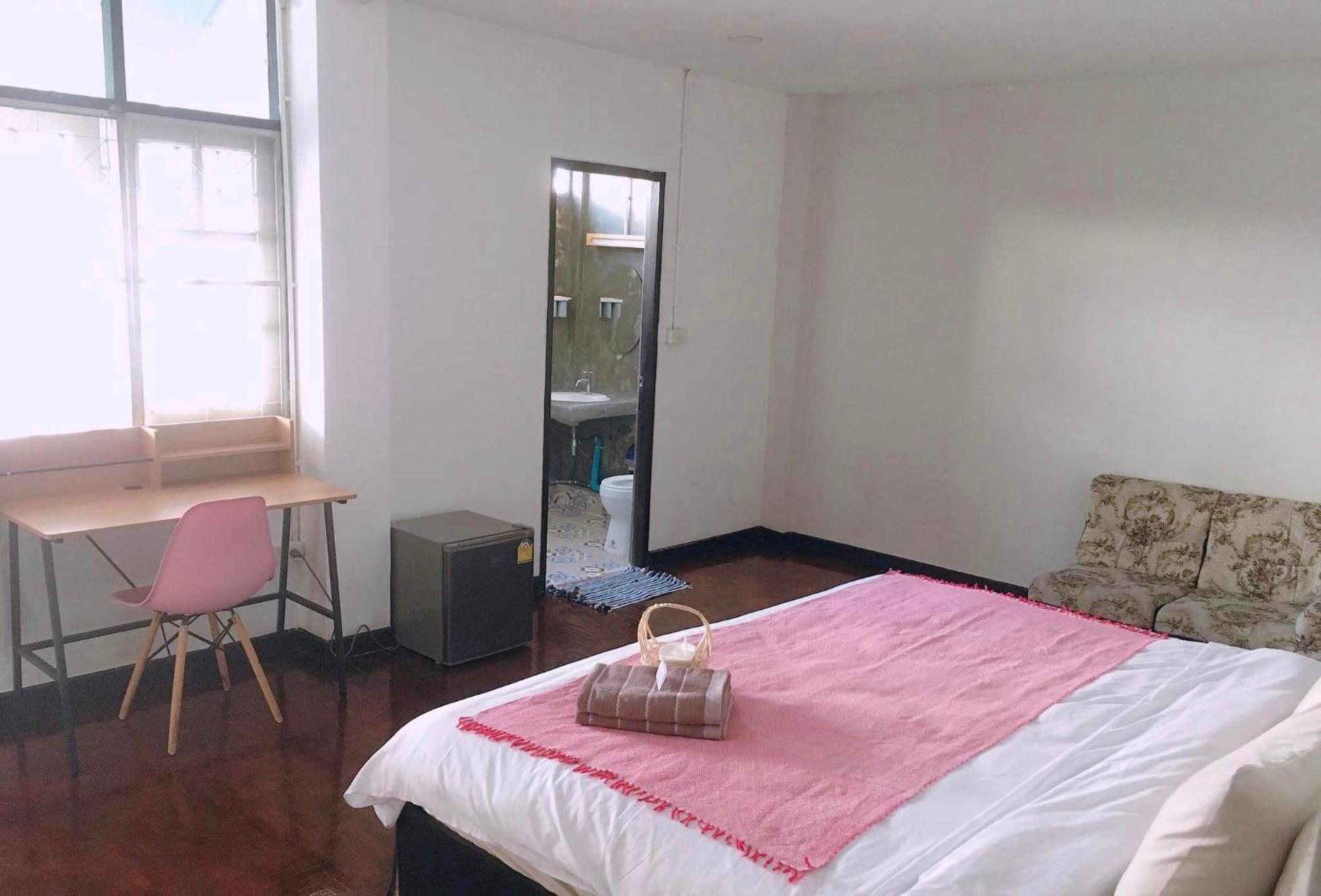Wayside Guesthouse Chiang Mai Ngoại thất bức ảnh